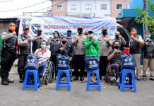 Bantu Kaum Disabilitas, Kakorbinmas Baharkam Polri Serahkan 223 Paket Sembako