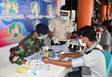 Dinkes Lantamal XII Laksanakan Pemeriksaan Medis Para Pekerja Migran Ilegal di Pelabuhan Dwikora Pontianak