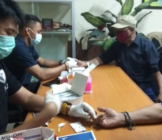 Wartawan Polda Metro Jalani Rapid Test Gratis