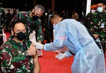 KSAU dan Wakasau Jalani Vaksinasi Perdana Covid-19