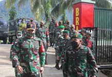 Satgas Pamtas RI-PNG Yonif 131/Braja Sakti Terima Kunjungan Kapuskesad