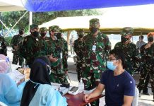 KSAU Tinjau Langsung Serbuan Vaksinasi di Wisma Aldiron