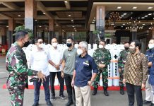TNI Angkatan Darat Terima 380 Tabung Oksigen dari SKK Migas dan Kadin