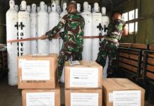TNI Angkatan Darat Distribusikan Tabung Oksigen ke beberapa RSAD