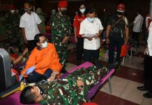 Peringati HUT ke-76 RI, Kopassus Gelar Donor Darah di Balai Komando Makopassus