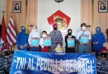 Peringati HUT Ke-76 TNI AL, Korps Marinir Gelar Kegiatan Sosial