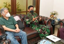 Hari Pahlawan 2021, Kadispenau Sambangi Keluarga Bapak AURI