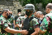 Wadankormar Hadiri Uji Fungsi Rompi Anti Peluru