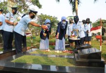 Peringati Hari Bakti TNI AU Ke-75, Pangkoopsud I Pimpin Ziarah dan Tabur Bunga di TPU Karet Bivak