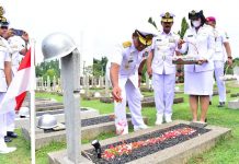 Peringati HUT Ke-77, TNI AL Ziarah ke Taman Makam Pahlawan Serentak di Seluruh Indonesia