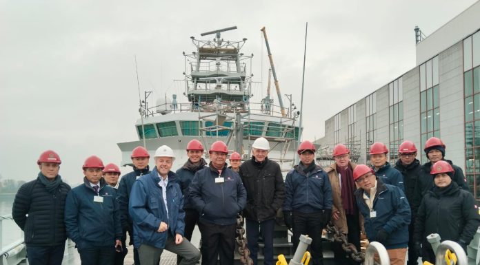 Danpushidrosal Tinjau Pembangunan KRI Canopus-936 di Jerman