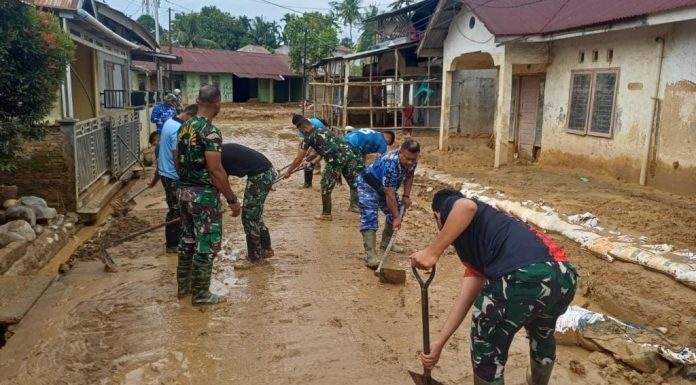 Lanud Sutan Sjahrir Lanjutkan Aksi Pembersihan Pascabanjir di Tabing Banda Gadang
