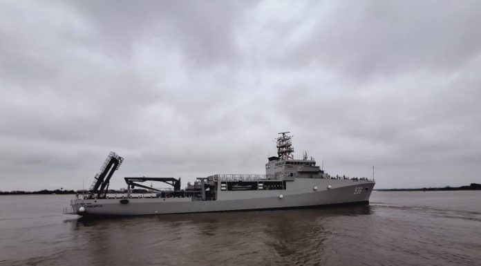 KRI Canopus-936 Laksanakan Pelayaran Perdana Menuju Indonesia